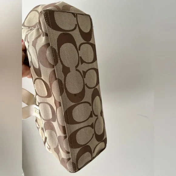 Coach Daisy signature tote tan brown yellow shoulder bag - Picture 5 of 11